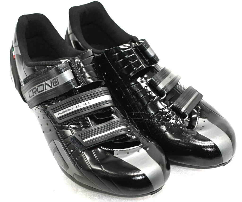 Crono CR-4 Road Cycling Shoe – Black/Grey | Size 40